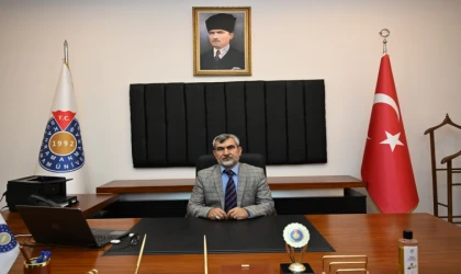 İlahiyat Fakültesi Dekanlığına Prof. Dr. Ahmet Abay Atandı