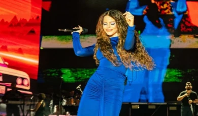 Simge’den Bursa’da muhteşem performans