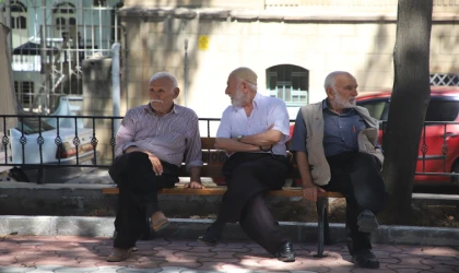 Dulkadiroğlu Kümbet Parkı'nın Değişimini Tamamladı