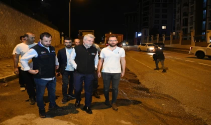 Başkan Görgel, Taşkın Hasarını Gidermeye Çalışan Ekiplerin Başında