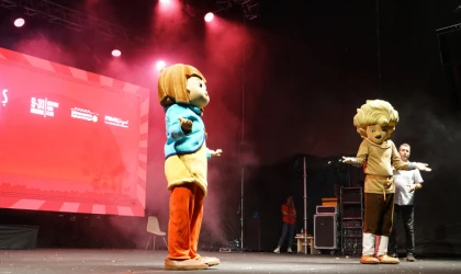 Maysa ve Bulut, Minik İzleyicileriyle Buluştu