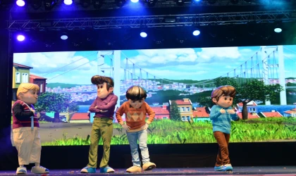 Rafadan Tayfa, Minik Sevenleri İçin Ağustos Fuarı’nda Bir Kez Daha Sahne Aldı