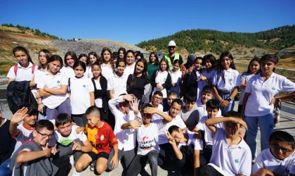 Büyükşehir, Dünya Temizlik Günü’nde Minik Çevre Gönüllülerini Ağırladı