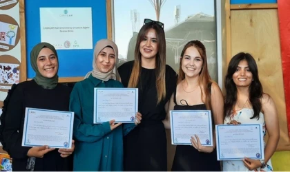 Umutkent Eğitim Destek Birimi'nde Yılsonu Karne Heyecanı