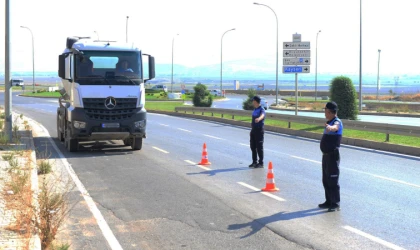 Büyükşehir, Çevre Kirliliğine Neden Olan Beton Mikserine 106 Bin TL Ceza Kesti