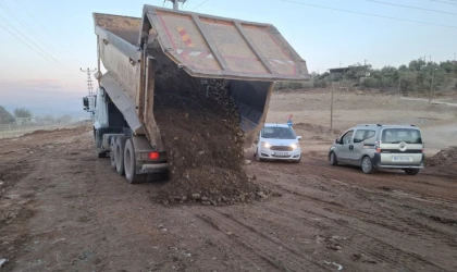 Büyükşehir’den Türkoğlu Orçan Caddesi’nde Çalışma