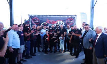 Onikişubat Belediyesi’nin Kahramanmaraş Klasik Otomobil Festivali yoğun ilgi gördü