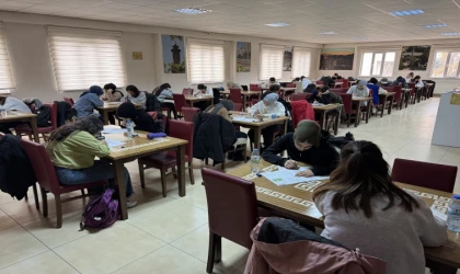 Büyükşehir, Üniversite Adaylarına Tam Desteğini Sürdürüyor