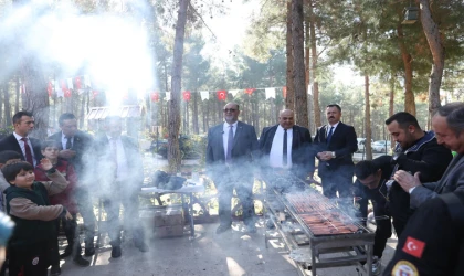 Dulkadiroğlu Belediyesi Olarak Depremzede Çocuklarımıza Umut Olmaya Devam Ediyoruz!