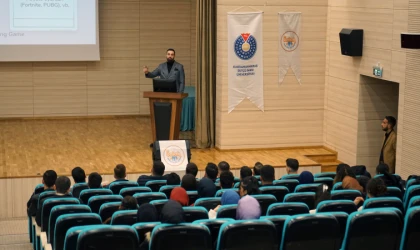 Gökhan Ergür, Bağımlılıkların Hayata Etkisini Ele Aldı