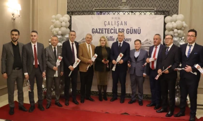Kahramanmaraş’ta Gazetecilerin Günü, Latif Doğan ve Aynur Bolat ile taçlandı