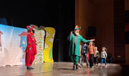 Minik Yürekler Ramazan’ı Sanatla Yaşamaya Devam Ediyor