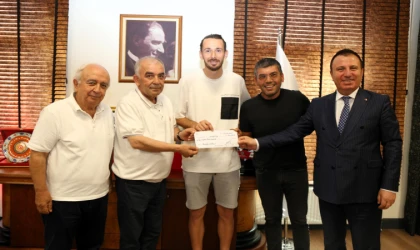Kahramanmaraş İstiklalspor’un Gol Kralı Aykut Çift’e 500 Bin TL’lik Teşekkür
