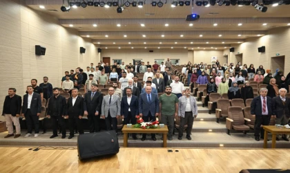 KSÜ’de “Doğu Türkistan Söyleşisi” Düzenlendi
