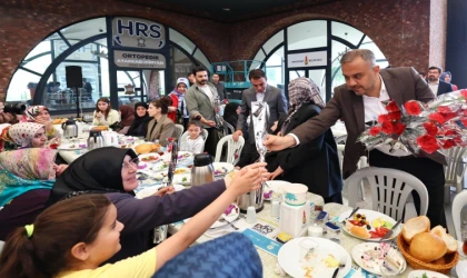Onikişubat Belediyesi’nden şehit annelerine anlamlı Anneler Günü kutlaması