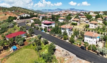 Türkoğlu’nda Daha Konforlu Ulaşım İçin Büyükşehir Sahada