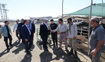 Başkan Akpınar’dan Kurban Pazarı Ziyareti
