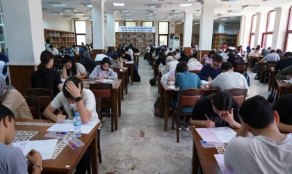 Büyükşehir’den 11 İlçede Üniversite Adaylarına YKS Provası