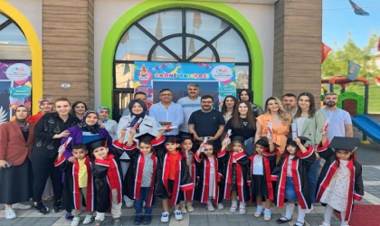 Onikişubat Belediyesi’nin Gündüz Bakımevi’nde ilk mezuniyet heyecanı