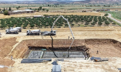 Batı Mahallelerinin Yeni Altyapısı Hızla Yükseliyor