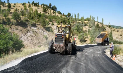 Büyükşehir’den Göksun Kırsalına 12 Milyonluk Yol Yatırımı Daha