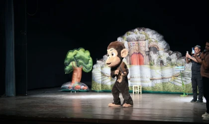 Sahne Çocuklar İçin Yeşerdi; Miniklere Doğa Sevgisi Aşılandı