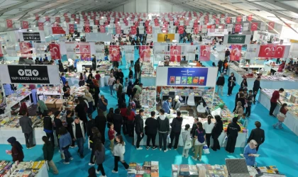 410 Bin Ziyaretçi, 400 Yazar ve 150 Yayıneviyle Kültür Sanat Şöleni Yaşandı
