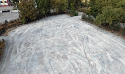 Büyükşehir, Elbistan Geçit Mahallesi’nde Sosyal Alanın Standardını İyileştirdi