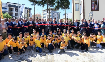 İbrahim Koç Uygulama Camii ve Filiz Koç Kur’an Kursu, Dualarla Hizmete Açıldı