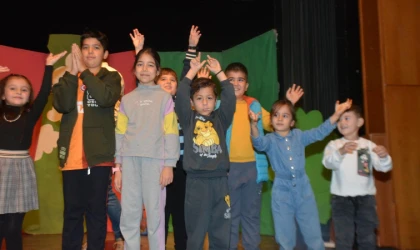 “Geri Dönüşüm Ormanı” ile Çocuklar Hem Eğlendi Hem de Öğrendi