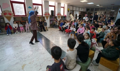 Edebiyat Şehrinde Çocuklara Masal Dinletisi