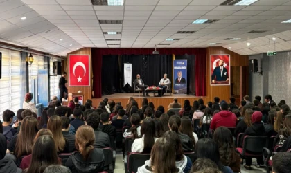 Yazar Mustafa Köneçoğlu, Andırın’da Öğrencilerle Buluştu