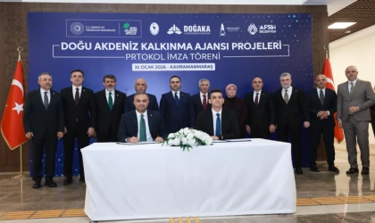 Başkan Toptaş, Bakan Fatih Kacır’ın katıldığı imza töreninde ONİKAD’ın protokolünü imzaladı