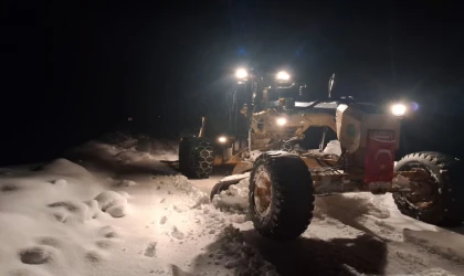 Büyükşehir’den Kırsalda Gece Gündüz Kar Mesaisi