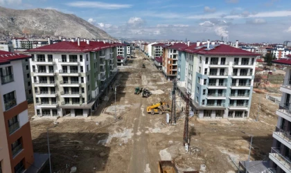 Büyükşehir, Elbistan Hacı Esat Efendi Caddesi’ni 30 Milyonluk Yatırımla Yeniliyor