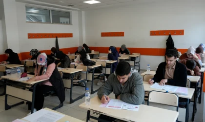 Gençler Gerçek Sınav Atmosferini Büyükşehir’in Denemeleriyle Yaşıyor