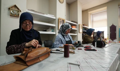 Sanattan Meslek Edinmeye; KAMEK Kursları Hayatlara Dokunuyor