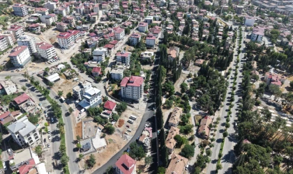 Büyükşehir, Mükremin Halil Caddesi’nde İlk Etabı Tamamladı