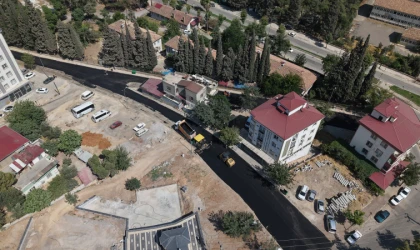 Büyükşehir, Yeni Haftada Asfalt Seferberliğini 30 Farklı Noktada Sürdürecek