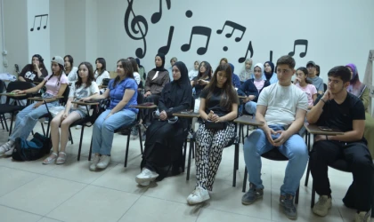 KAMEK’te Gençlere Finansal Yönetimin İncelikleri Anlatıldı
