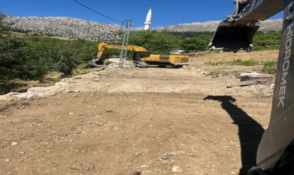 Onikişubat Belediyesi, ilçe genelinde ulaşım seferberliğini sürdürüyor