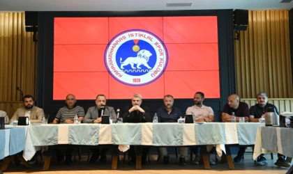 Başkan Görgel, İstiklalspor Yönetimi ve Futbolcularıyla Bir Araya Geldi