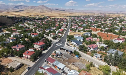 Büyükşehir, Afşin’de 3 Mahallenin Ulaşımını İyileştiren Yol Yatırımını Tamamladı