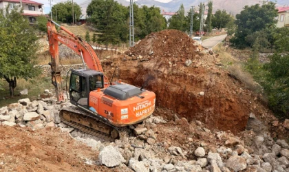 Büyükşehir’den Göksun Kırsalında Köprü Menfez Yatırımı