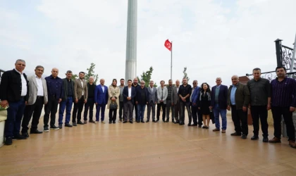 Büyükşehir’den Muhtarlara Kahramanmaraş Kalesi’nde Tarih Yolculuğu