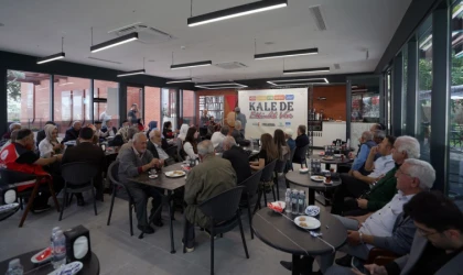 Büyükşehir’den Yaşlılara Sazlı Sözlü Kale Eğlencesi